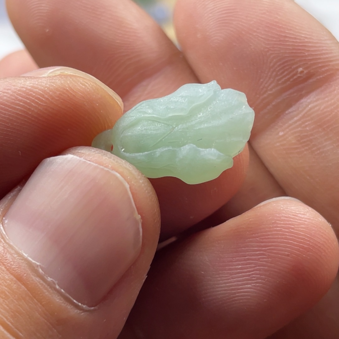 定制翡翠未镶嵌白菜