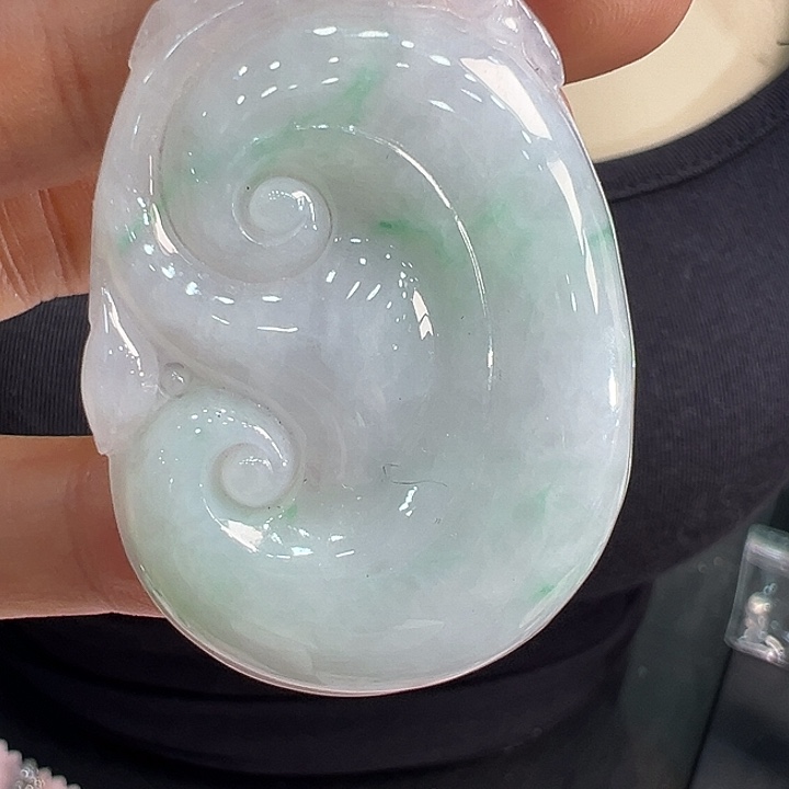 翡翠未镶嵌颈饰吊坠