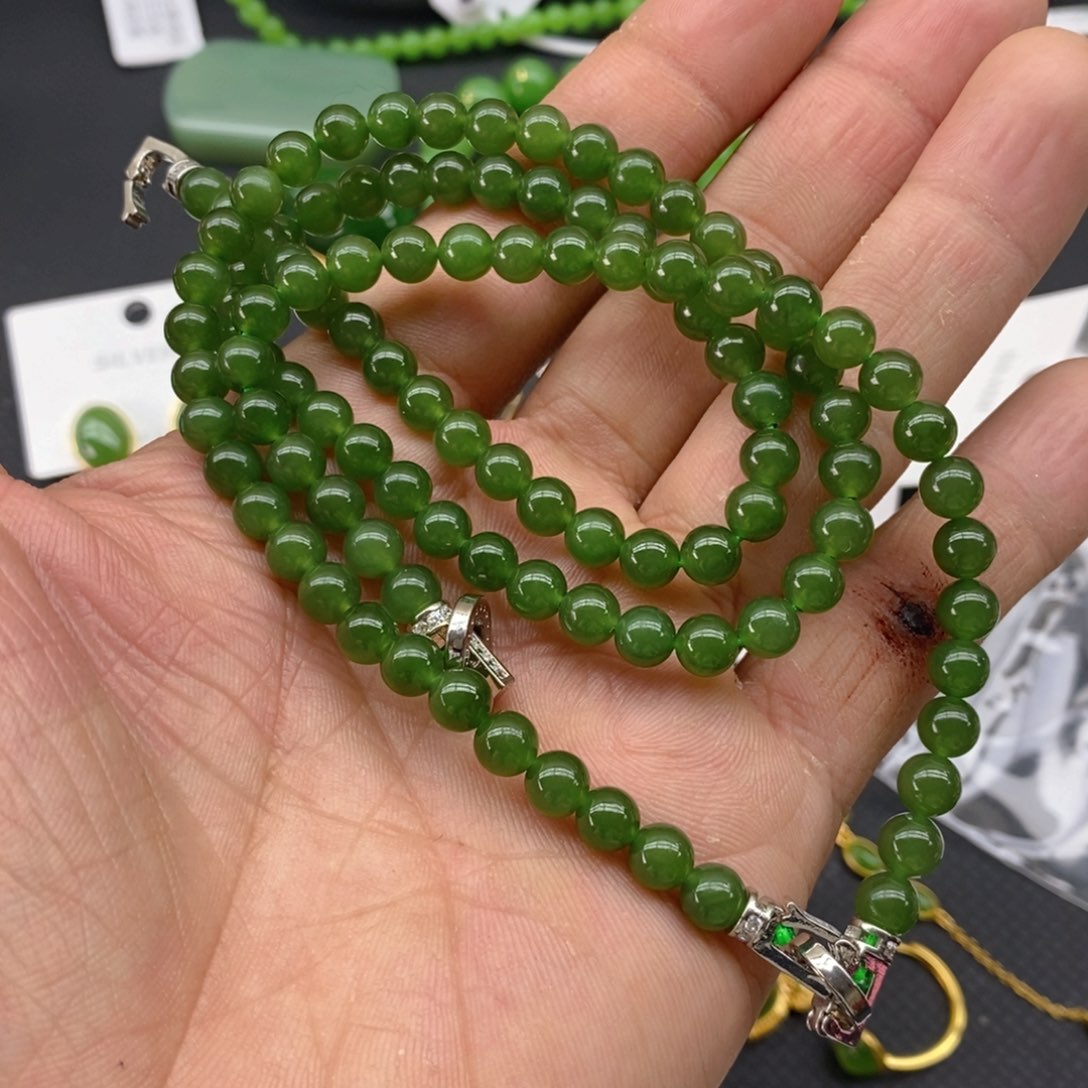 和田玉（碧玉）颈饰未镶嵌莉*