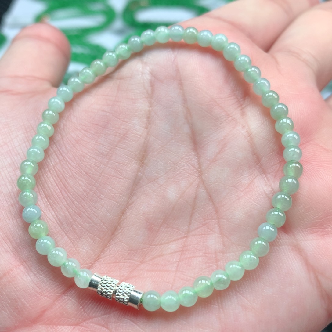 翡翠手链未镶嵌翡翠