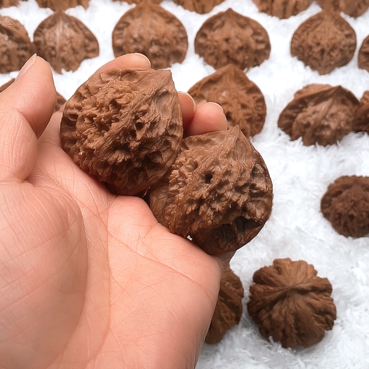 r***w文玩核桃吊坠秦公子真的好好笑