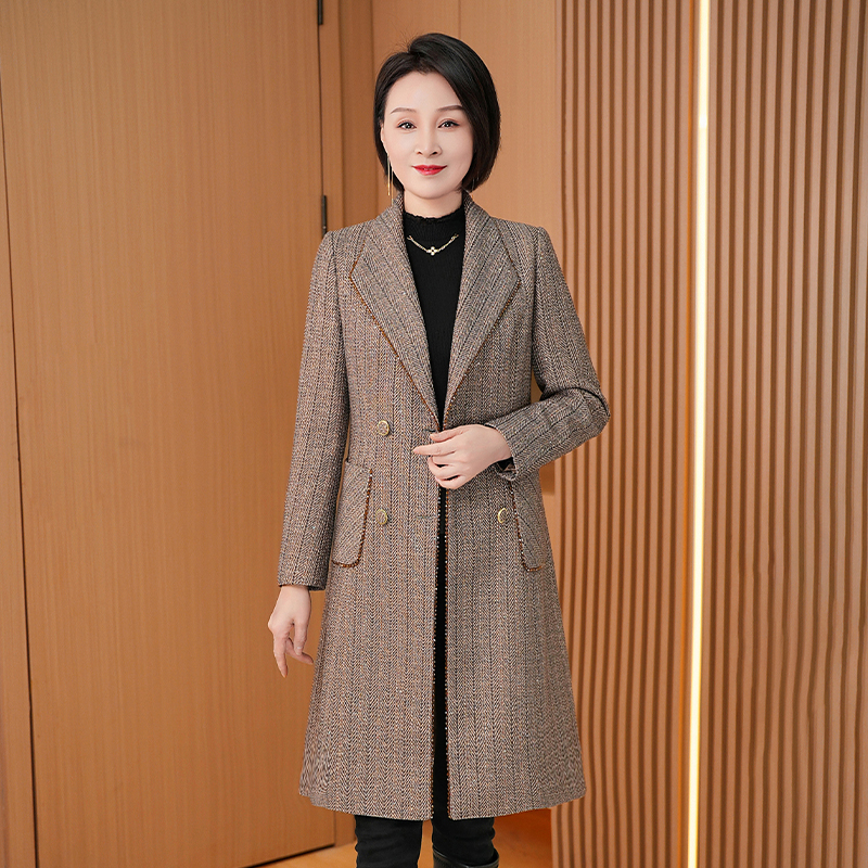 新款优雅新款气质时尚大气减龄休闲外套24002-DXD