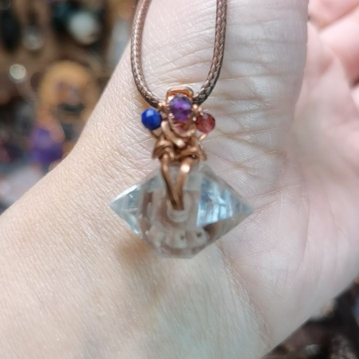 石材20*13*11MM左右有石纹矿坑