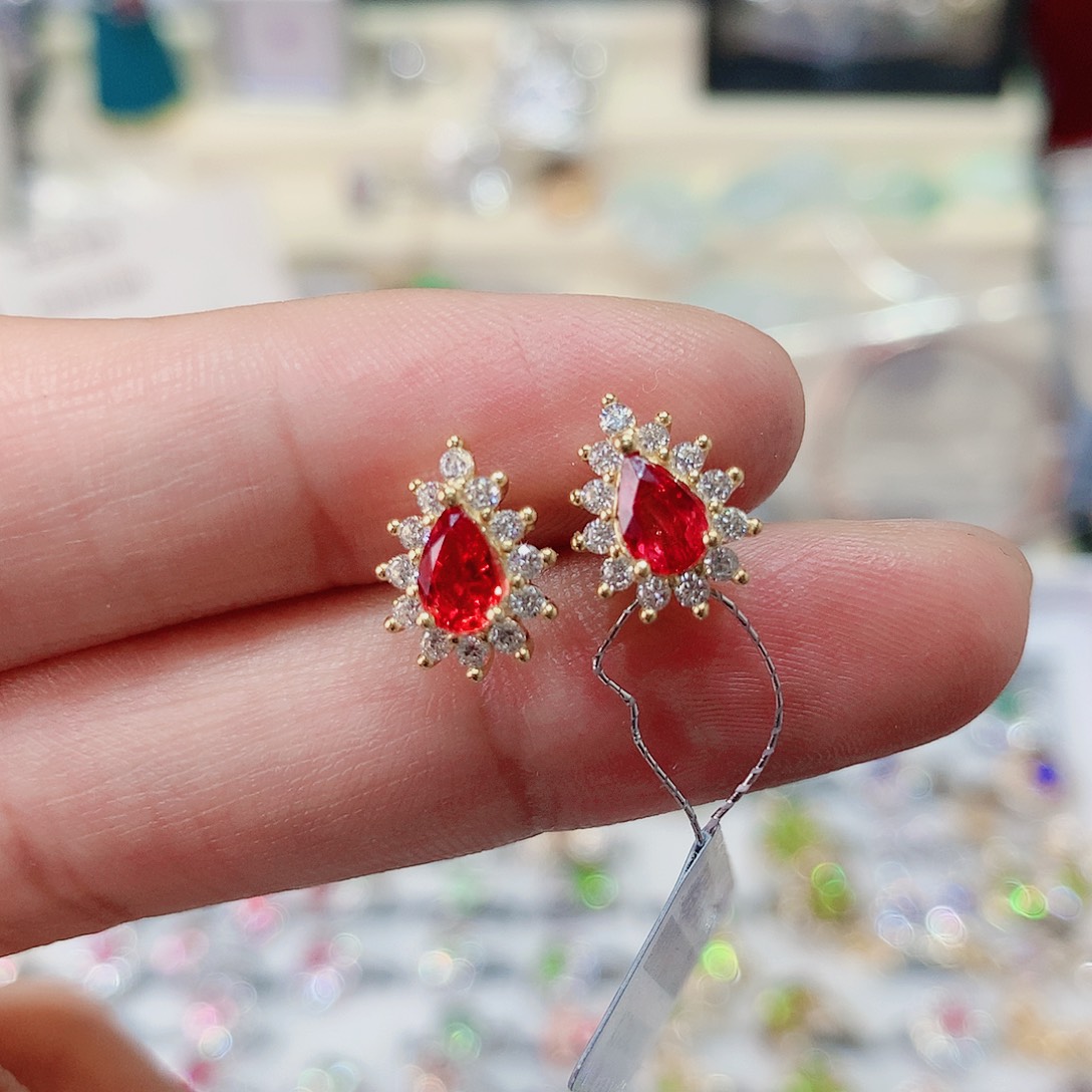 蓝宝石耳钉银S925镶嵌