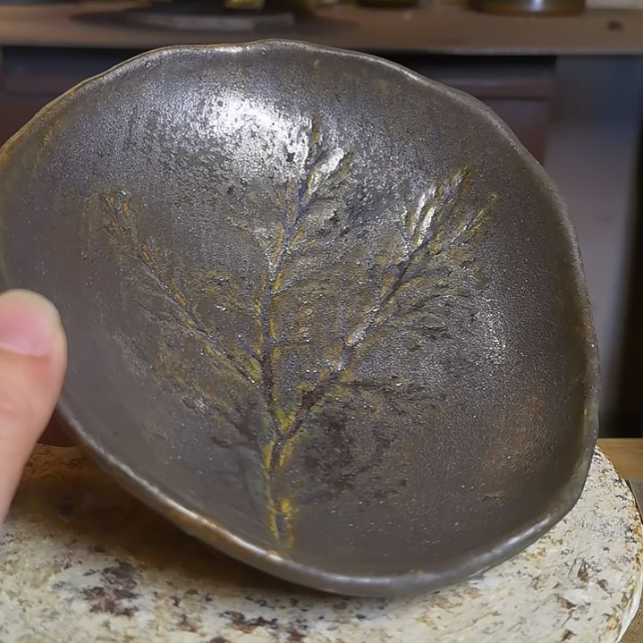 盘手工高温原矿窑变颜色釉