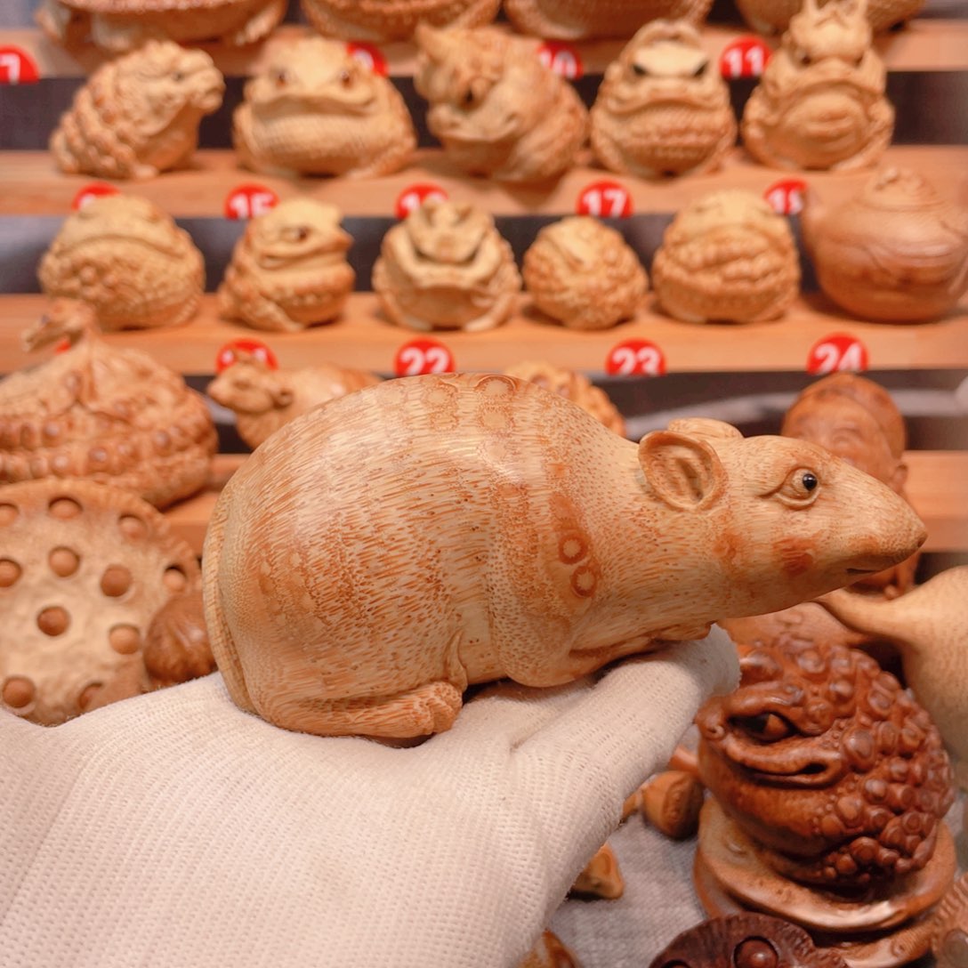 微*界竹根雕老鼠手把件