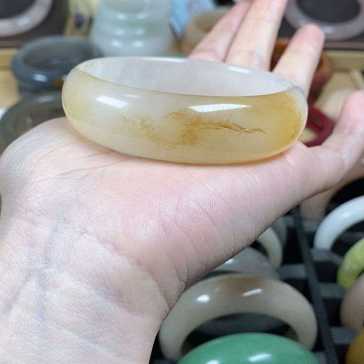 石英质玉手镯未镶嵌冰**洁