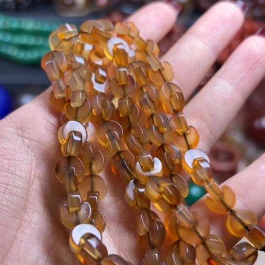 玛瑙/玉髓颈饰未镶嵌