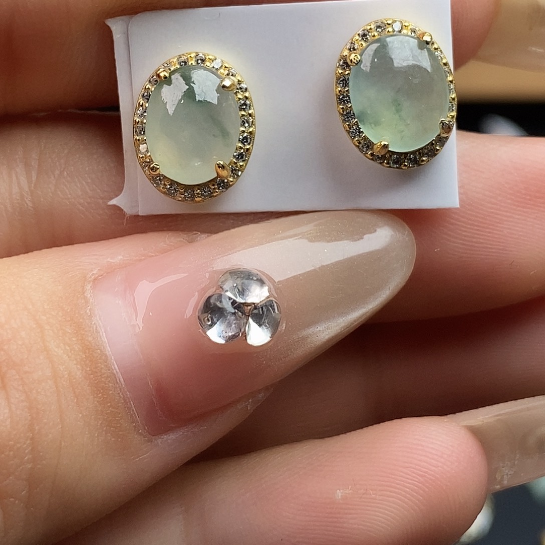 翡翠未镶嵌戒指翡翠