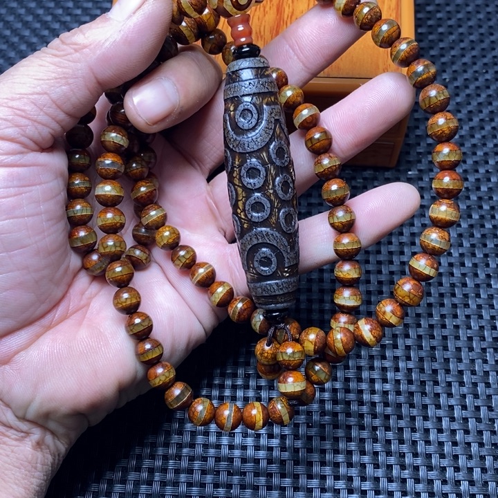 用***8玛瑙/玉髓未镶嵌手链