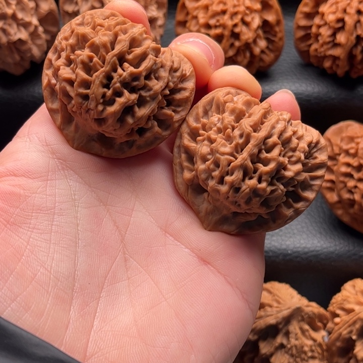 兆***强把件文玩核桃秦闷