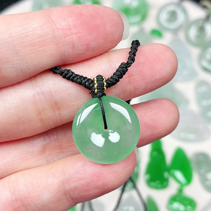 翡翠未镶嵌颈饰缅甸天然A货翡翠