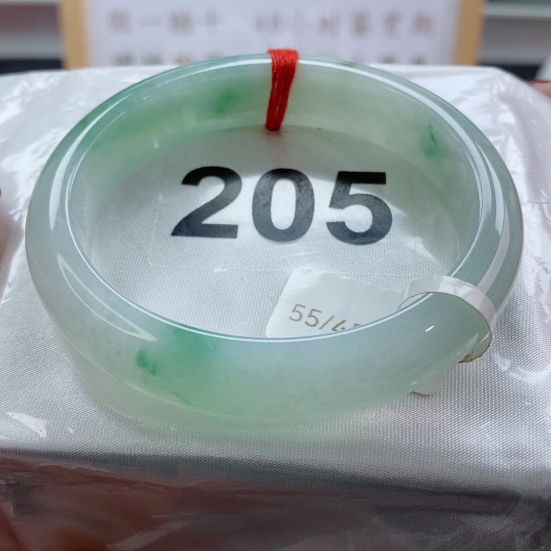 翡翠手镯（贵妃镯）未镶嵌天然A货翡翠手镯