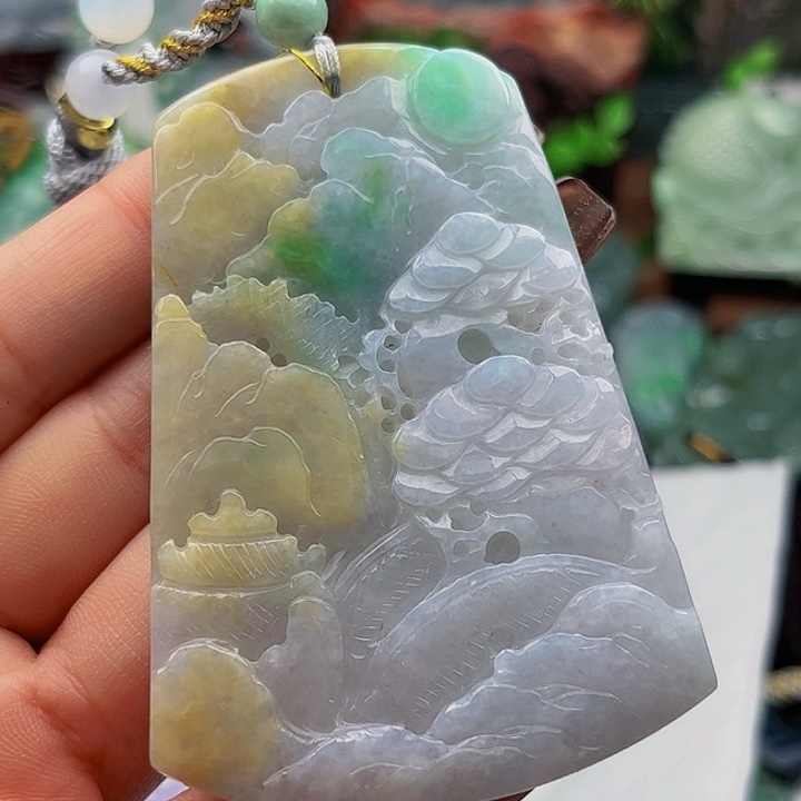 翡翠未镶嵌颈饰挂件