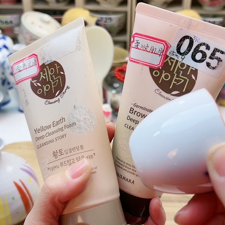 12555788909988898998996