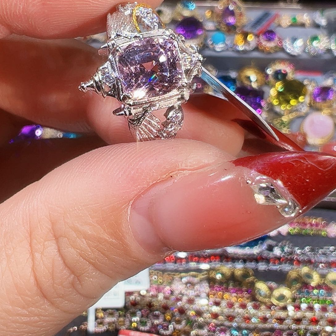 银S925镶嵌锂辉石戒指