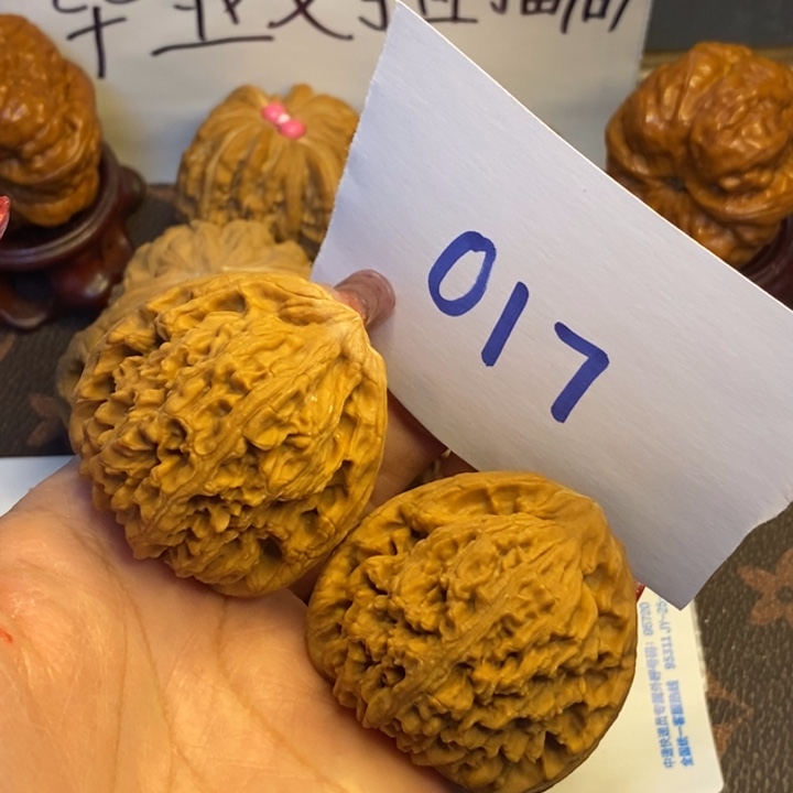 文玩核桃把件南疆