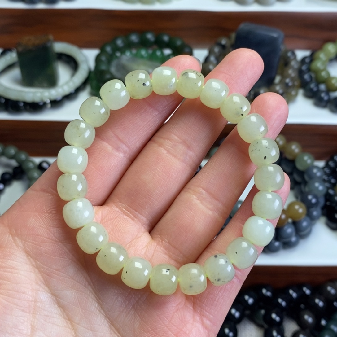 和田玉未镶嵌手串