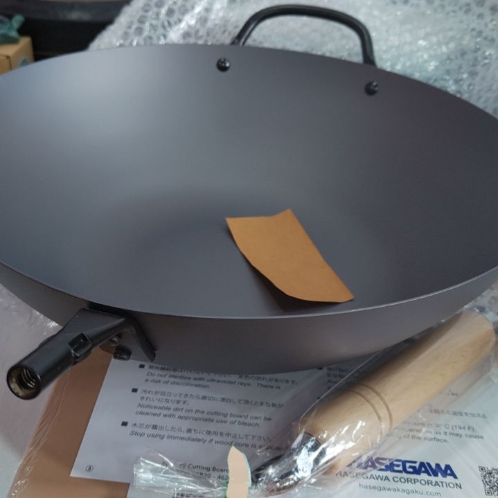 不锈钢33cm铸铁锅……………