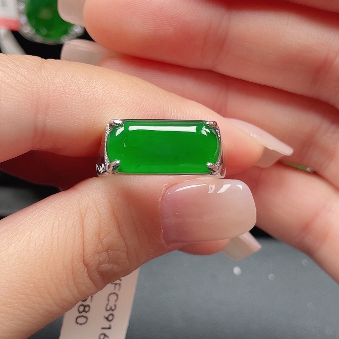 翡翠银S925镶嵌戒指没有运费险3916