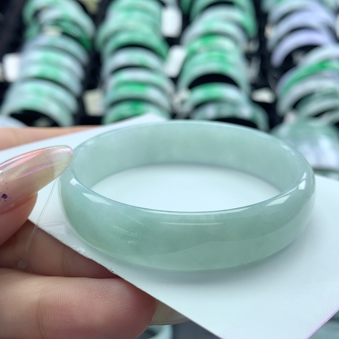 未镶嵌手镯翡翠公主