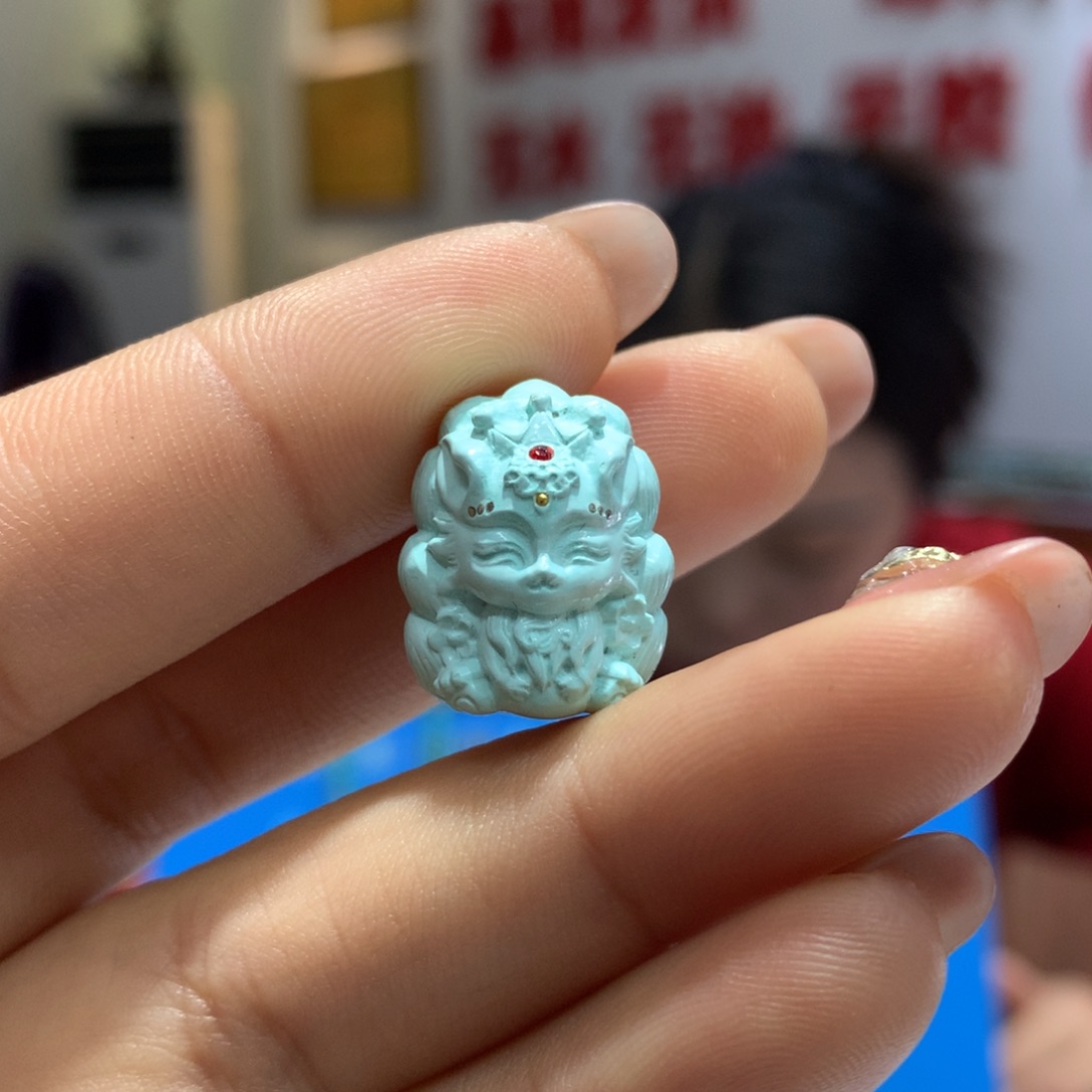 绿松石配饰未镶嵌