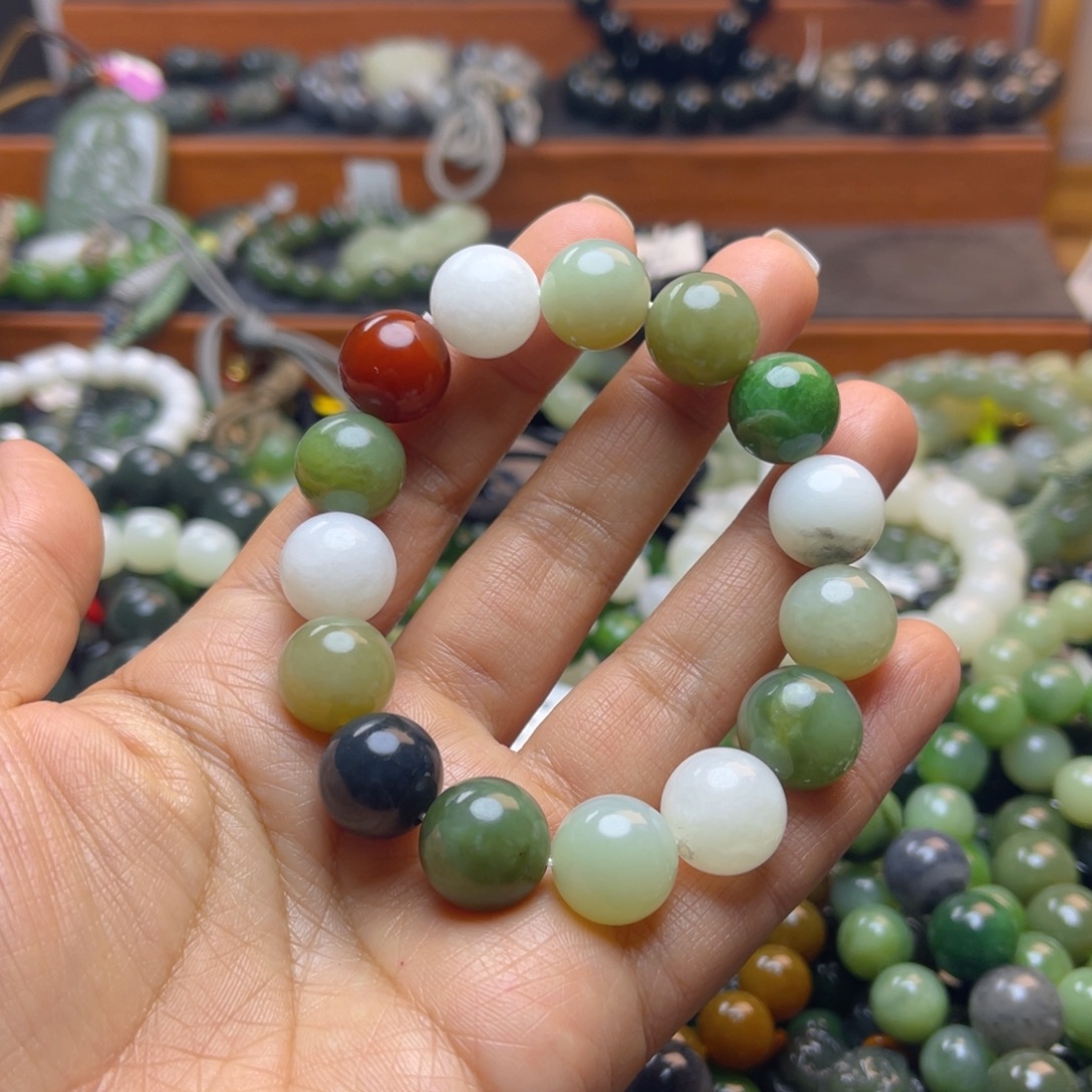 和田玉未镶嵌手链