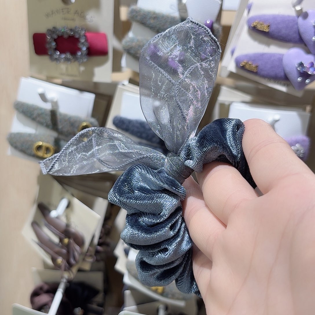 皮质铁合金灰色丝绒发圈