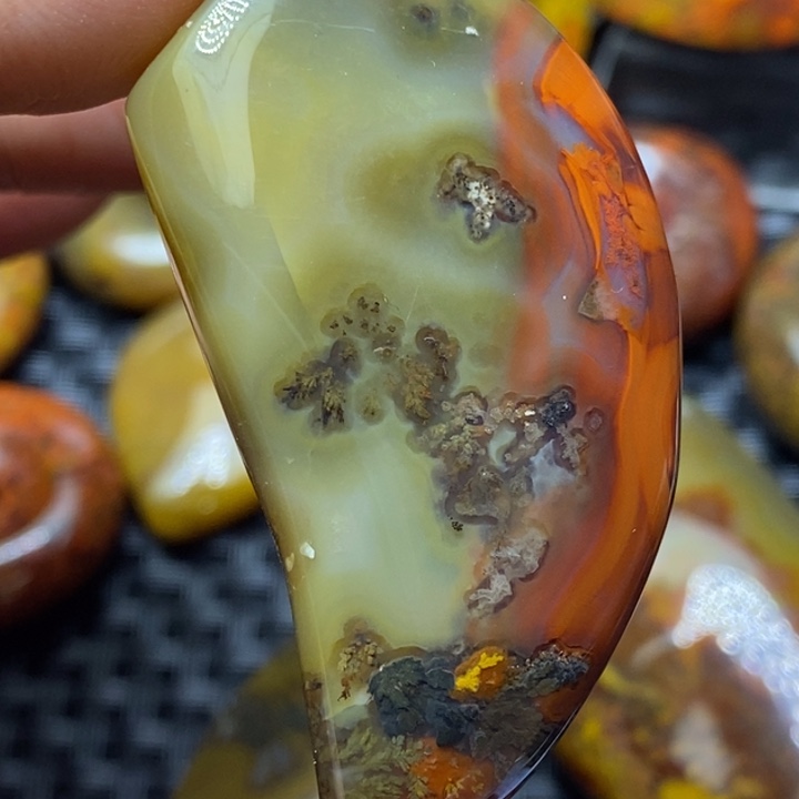 玛瑙/玉髓颈饰未镶嵌