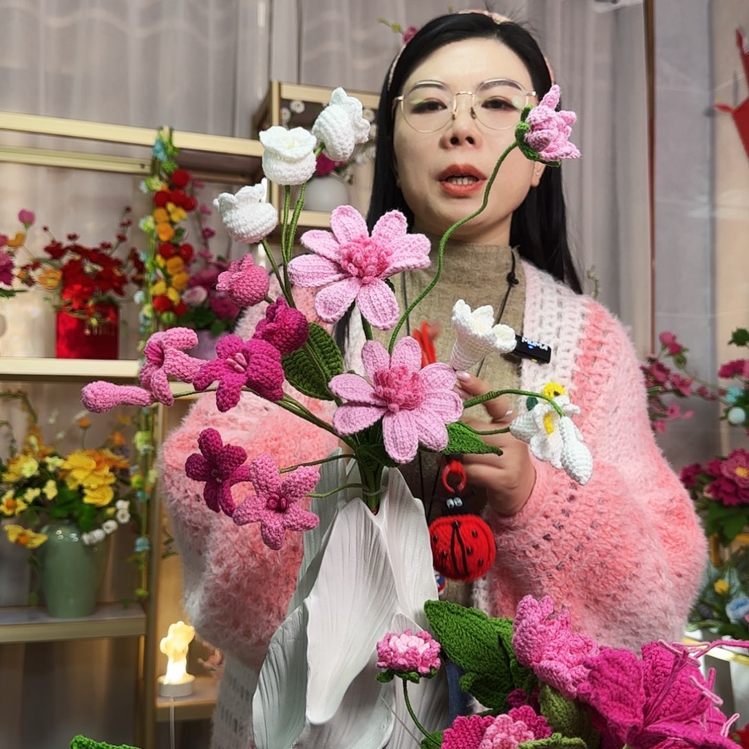 纯手工钩织手工钩织设计花束