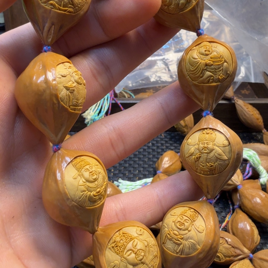 橄榄核手串/手链地主财神