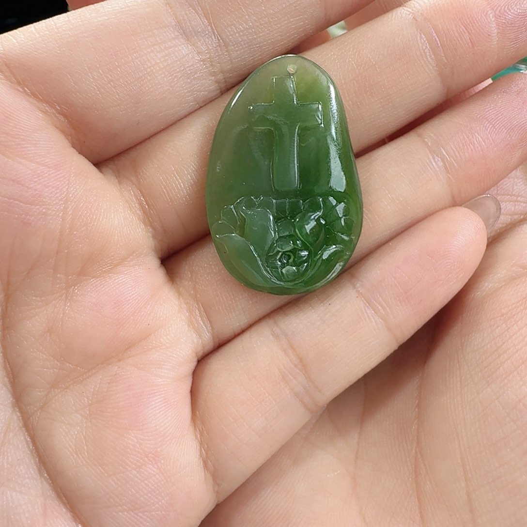 颈饰未镶嵌和田玉