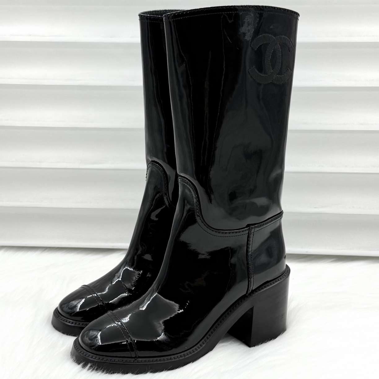 99新 Chanel/香奈儿 漆皮双c高跟中筒靴 38.5码 公价1.3w x190