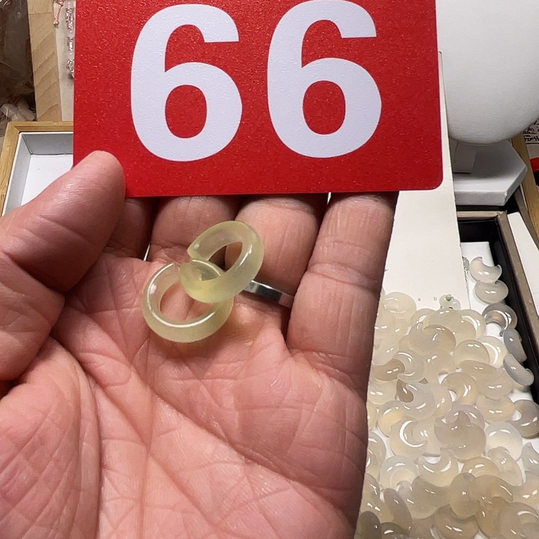 羡***。蛇纹石玉合金啊啊啊啊啊