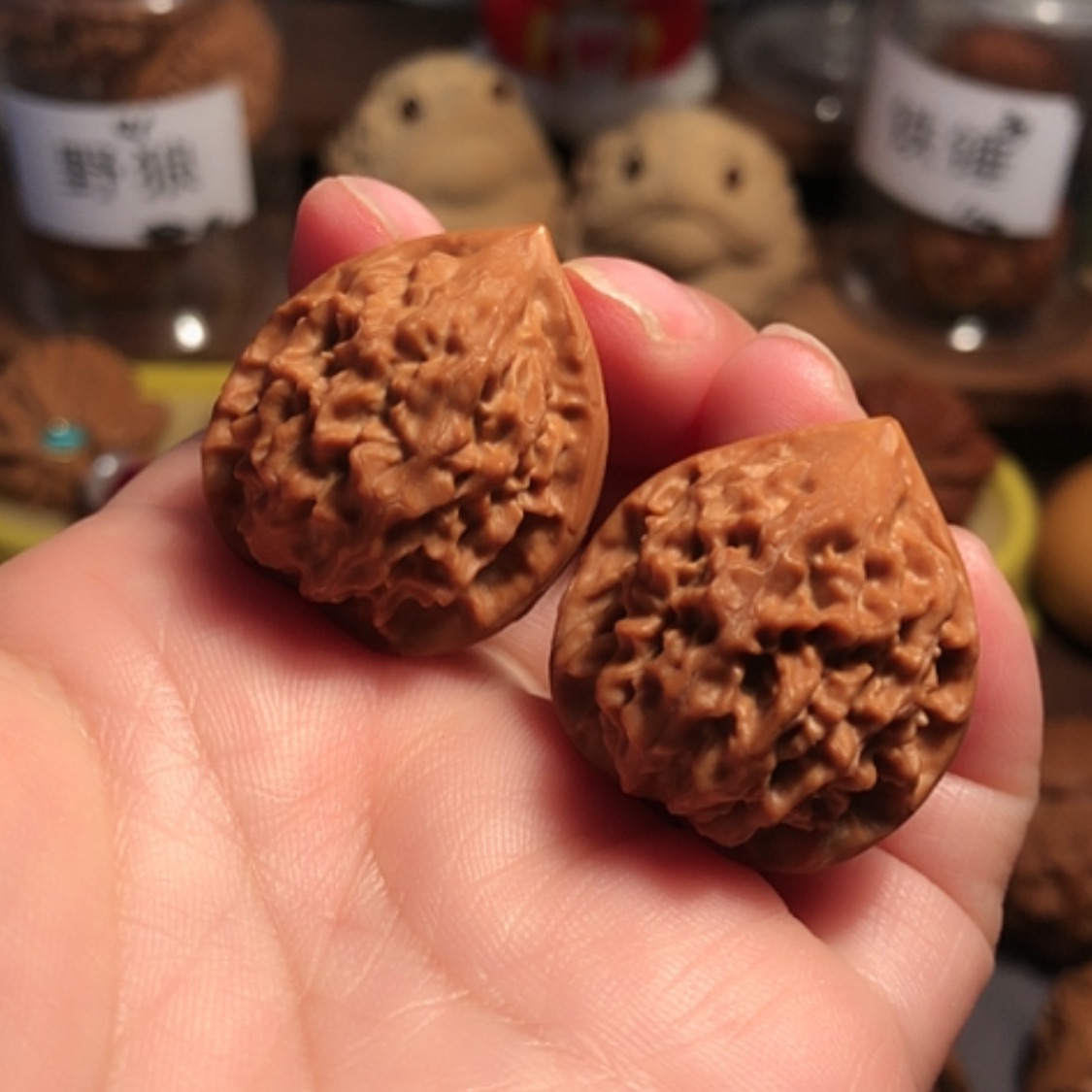 【闪购商品】文玩核桃把件珊瑚塔