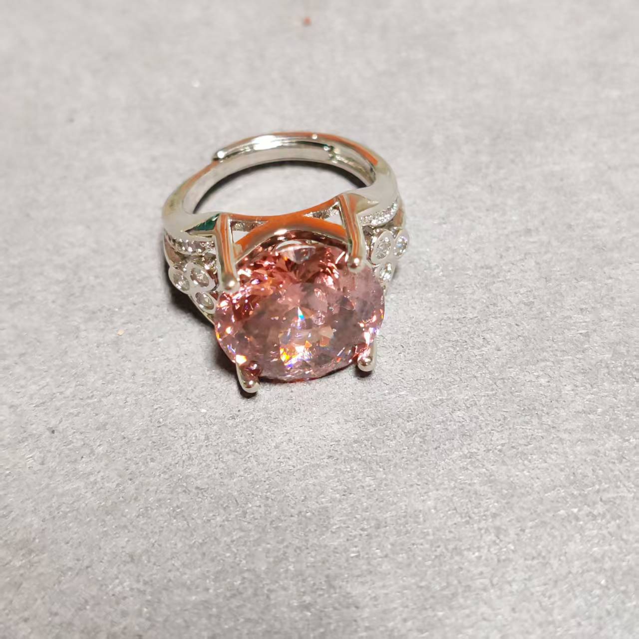 【南非定制】经典高级轻奢大气百搭戒指AJ114144