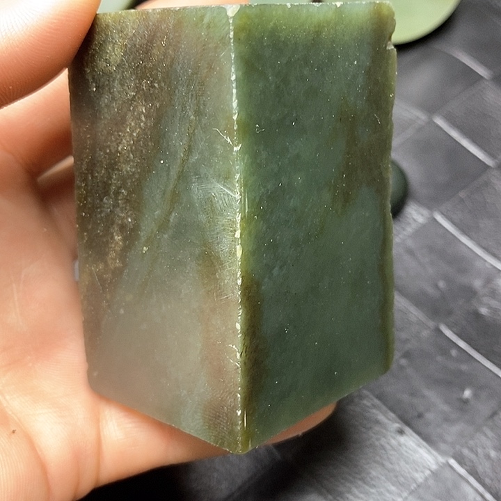 和田玉毛料未镶嵌