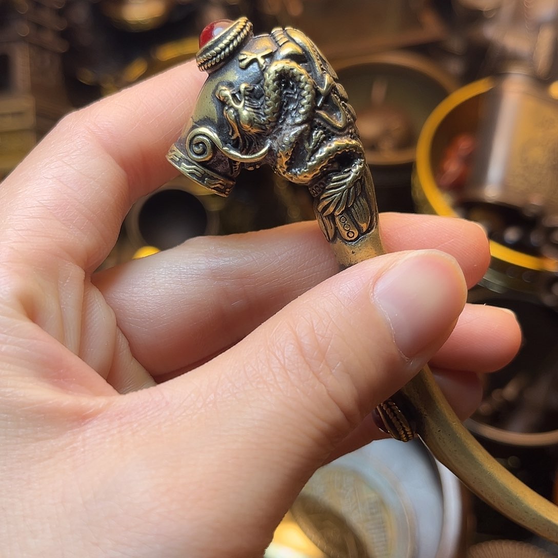 精美铜器工艺品等