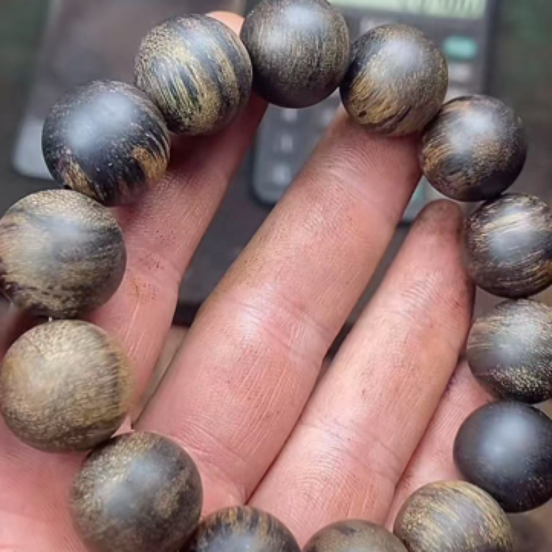 柬埔寨菩萨棋沉香原材料定制手串