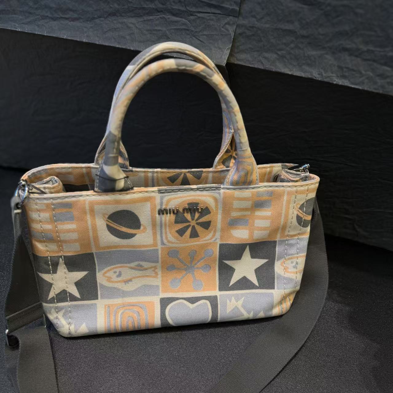 95新 MIU MIU/缪缪 【小考拉】miumiu 单肩包