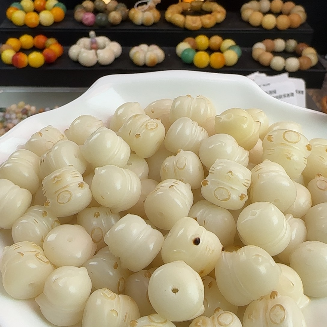 菩提根/象牙果吊坠微瑕疵啦15/16炭烤招财猫20颗