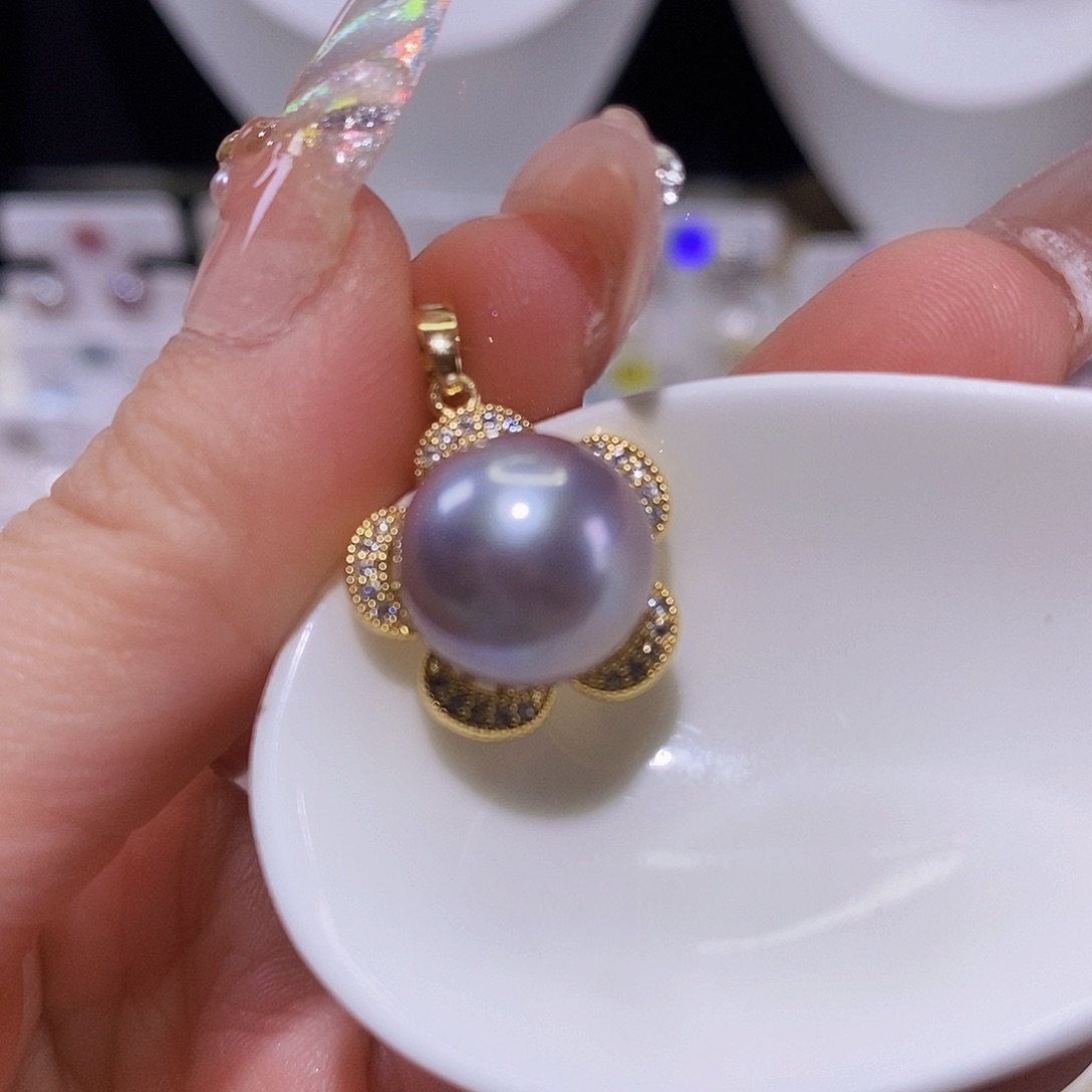 淡水珍珠颈饰合金