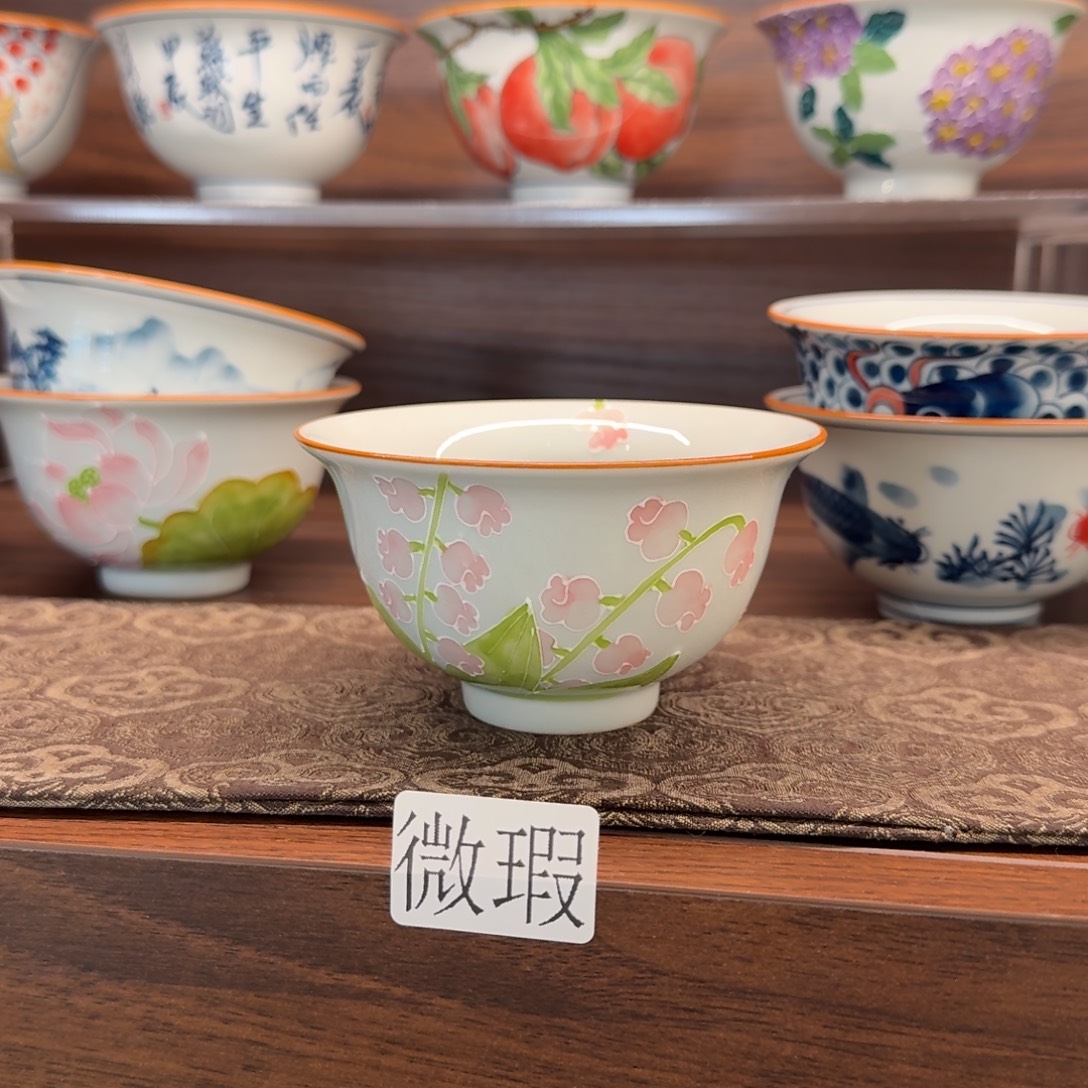 釉下手绘茶具微瑕