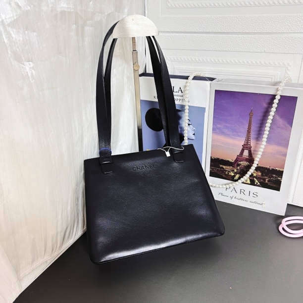 95新 Chanel/香奈儿 95新黑色托特单肩包
