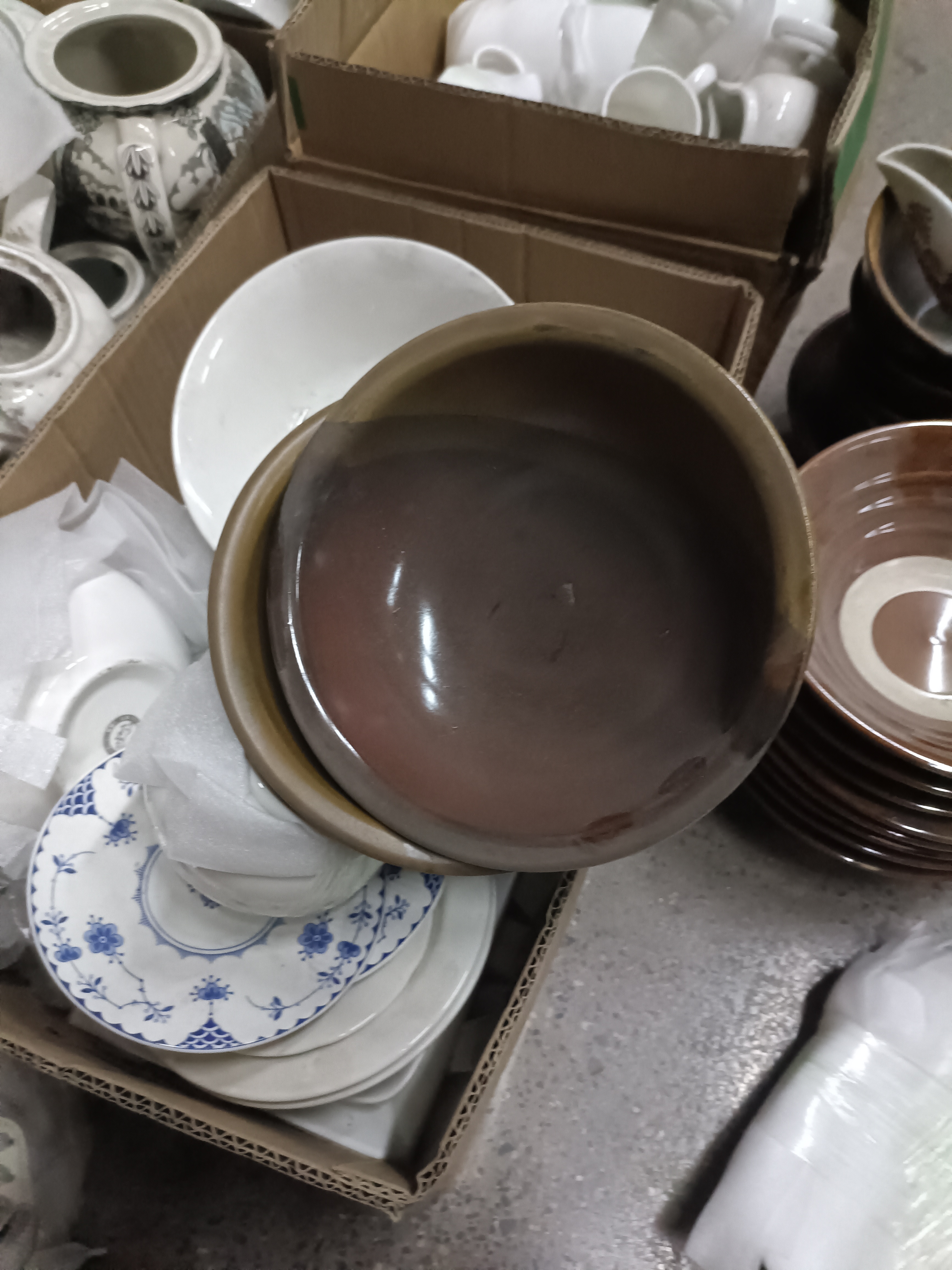 国营尾货五厂煤窑盆一对《要求完美的》
