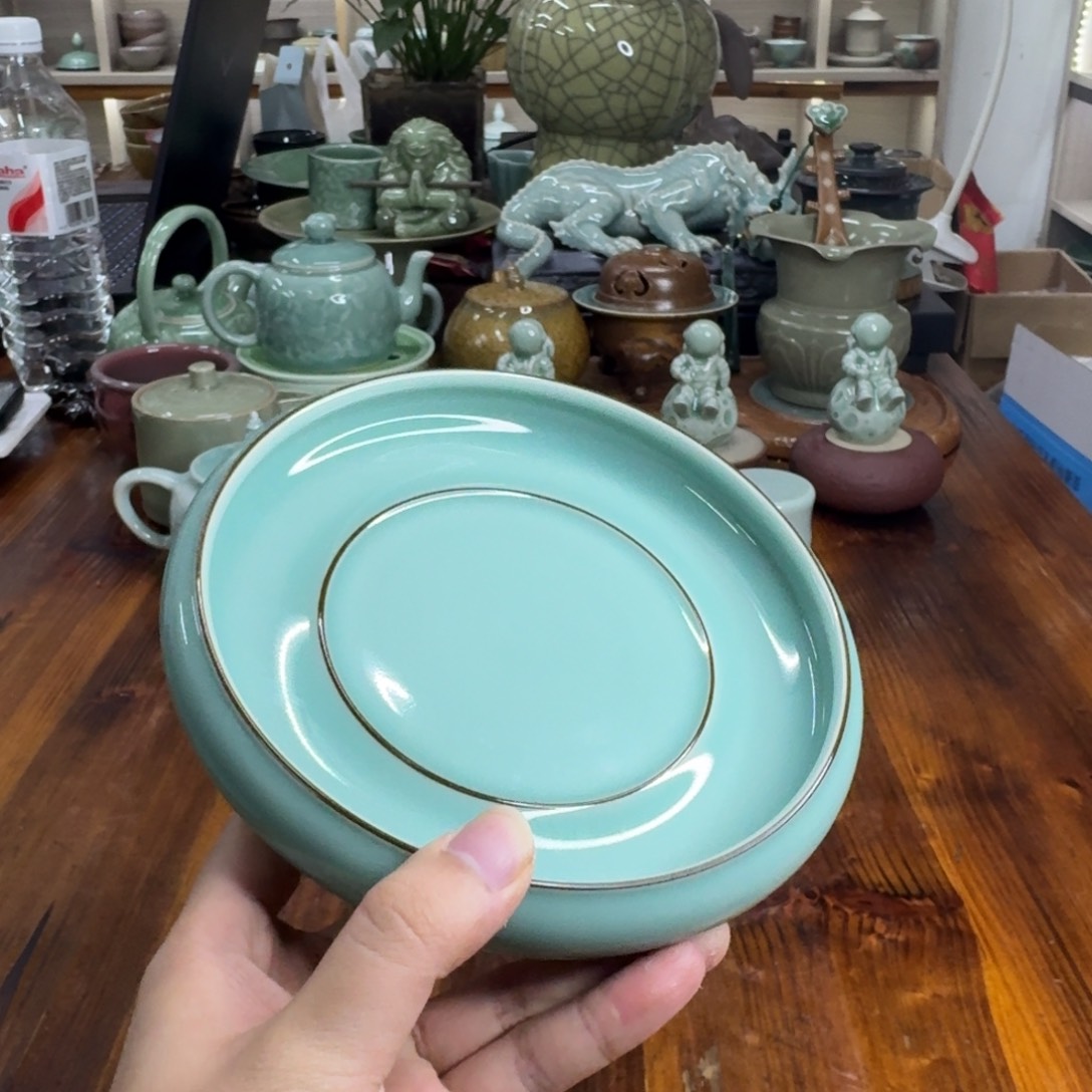 小仲龙泉青瓷微瑕6272