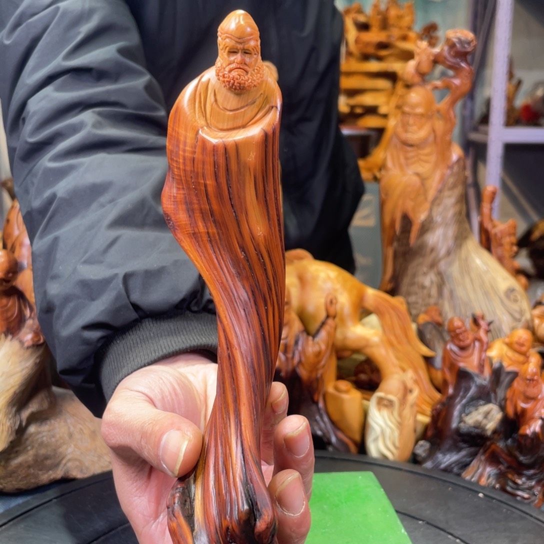 柏木（崖柏）。。。。。。。