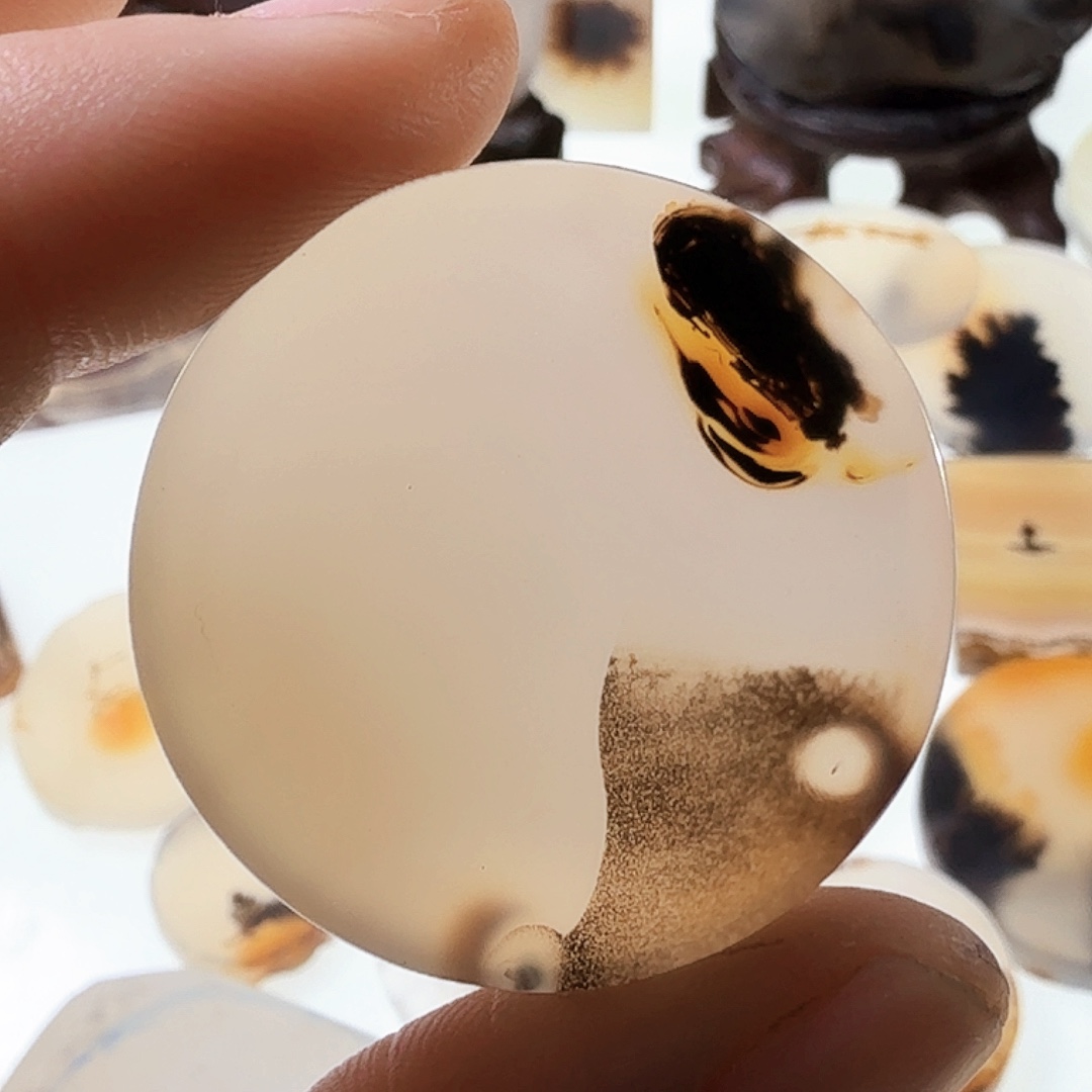 玛瑙/玉髓未镶嵌珠宝半成品