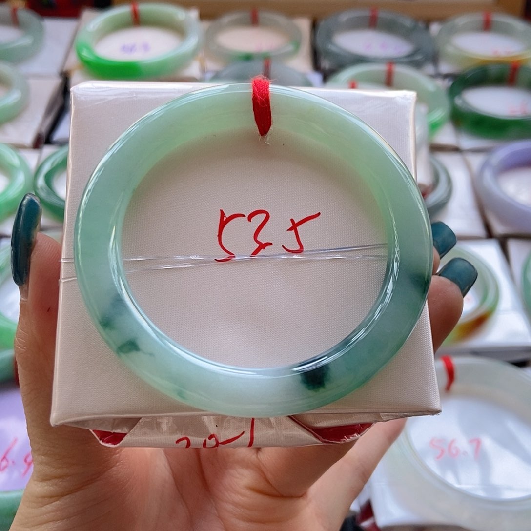 未镶嵌手镯翡翠8号