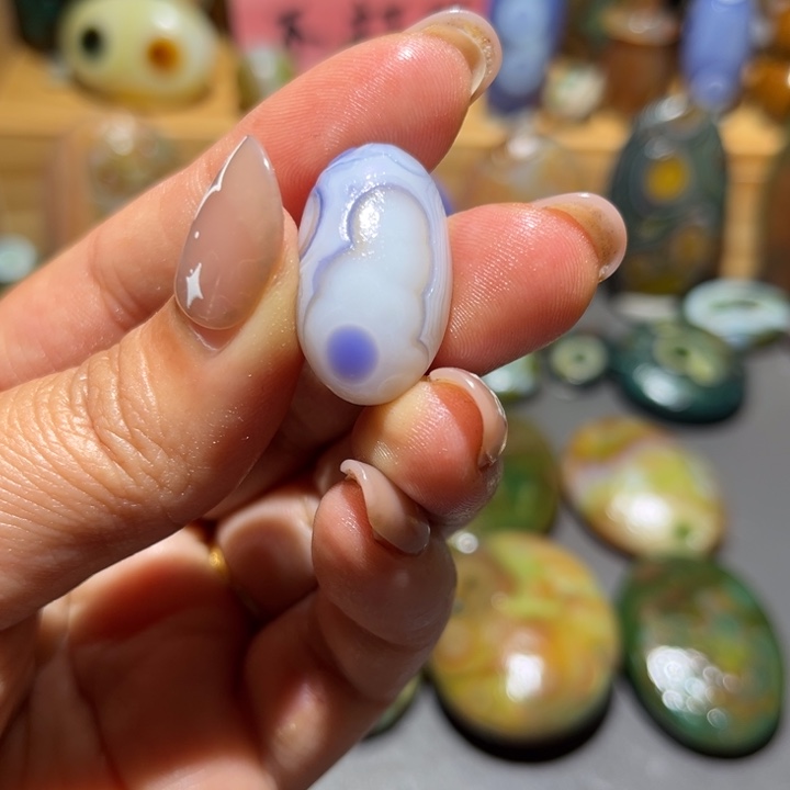 玛瑙/玉髓未镶嵌颈饰